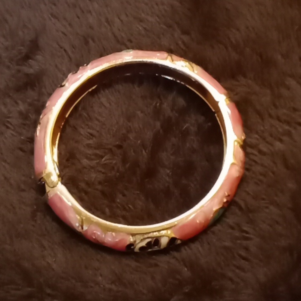 New little girl size pink enamel Panda 🐼 bracelet
